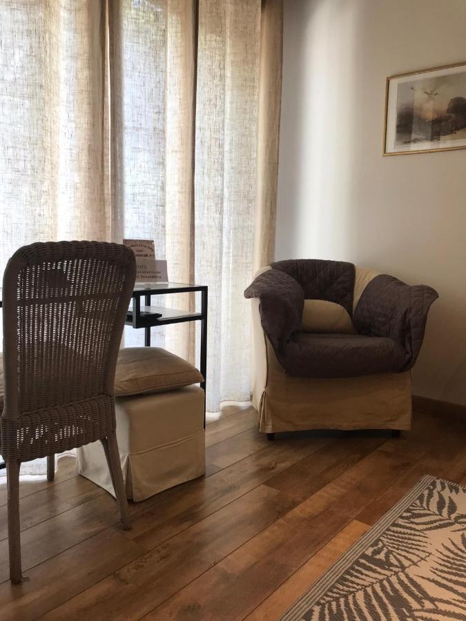 Le Jardin De La Cite Bed & Breakfast Каркасон Екстериор снимка