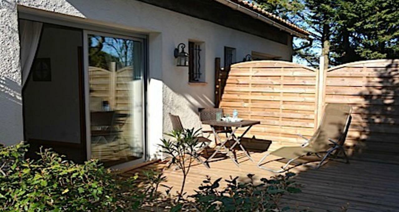 Le Jardin De La Cite Bed & Breakfast Каркасон Екстериор снимка